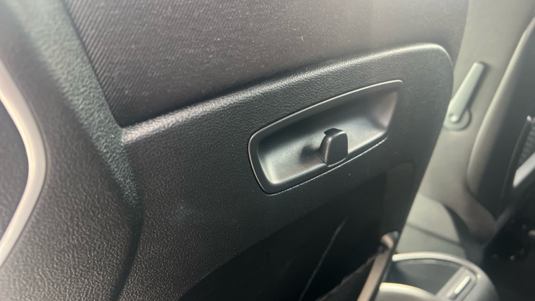 Ford B-MAX 1.0 EcoBoost 125 Titanium Navigator 5dr Petrol Hatchback